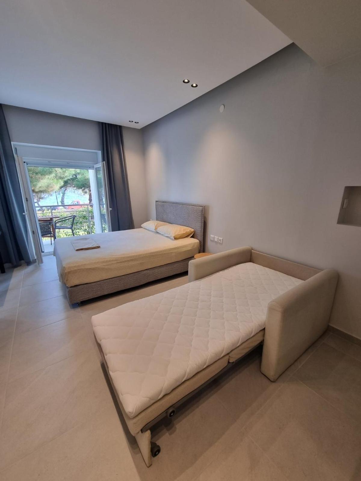 Estrella Rooms Nea Kallikrateia Habitación foto