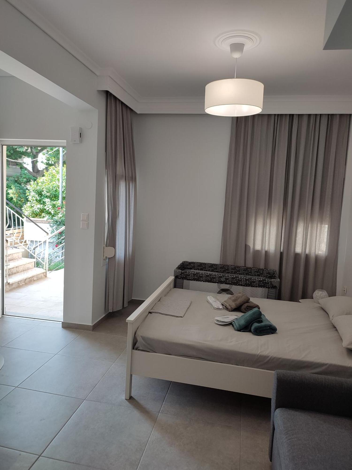 Estrella Rooms Nea Kallikrateia Habitación foto